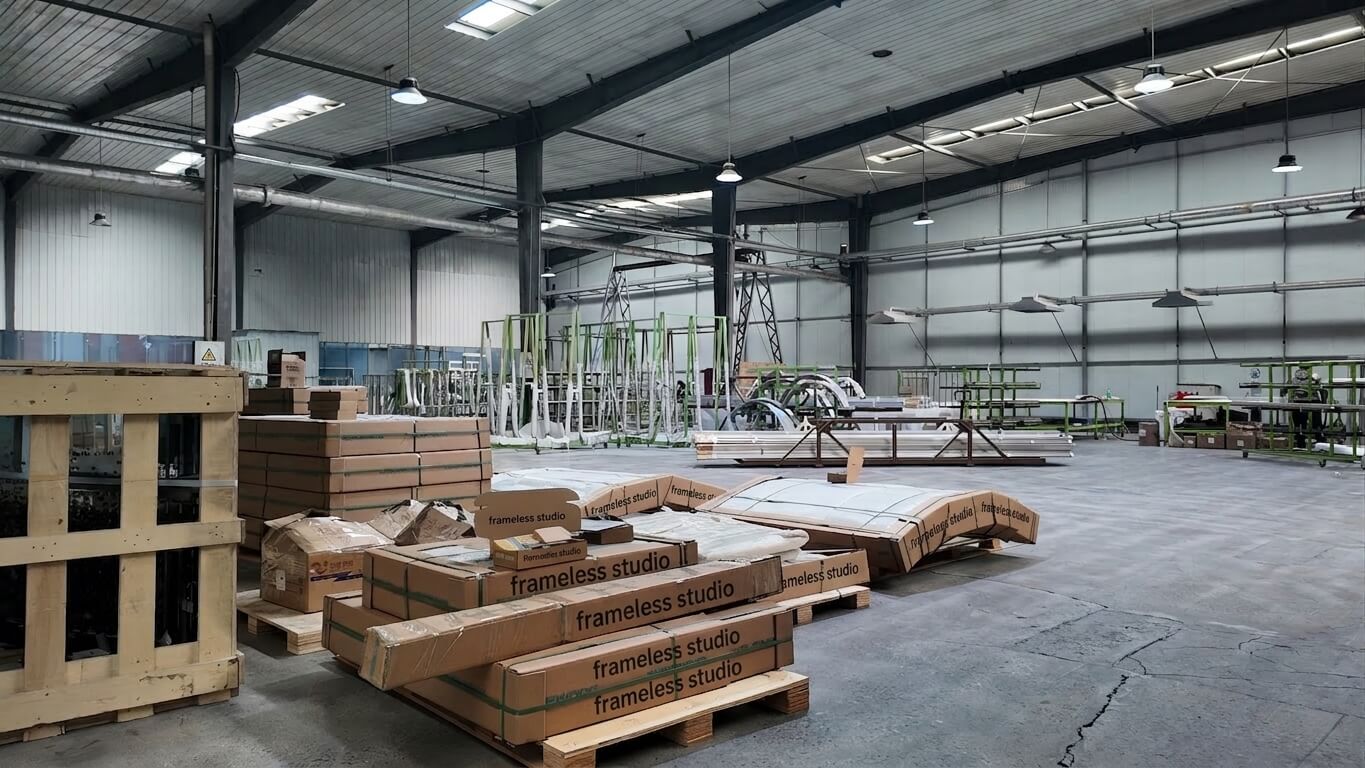 Производство Frameless Studio 11